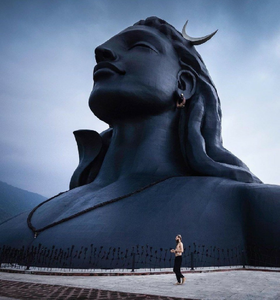 مجسمه آدیوگی شیوا (Adiyogi Shiva)