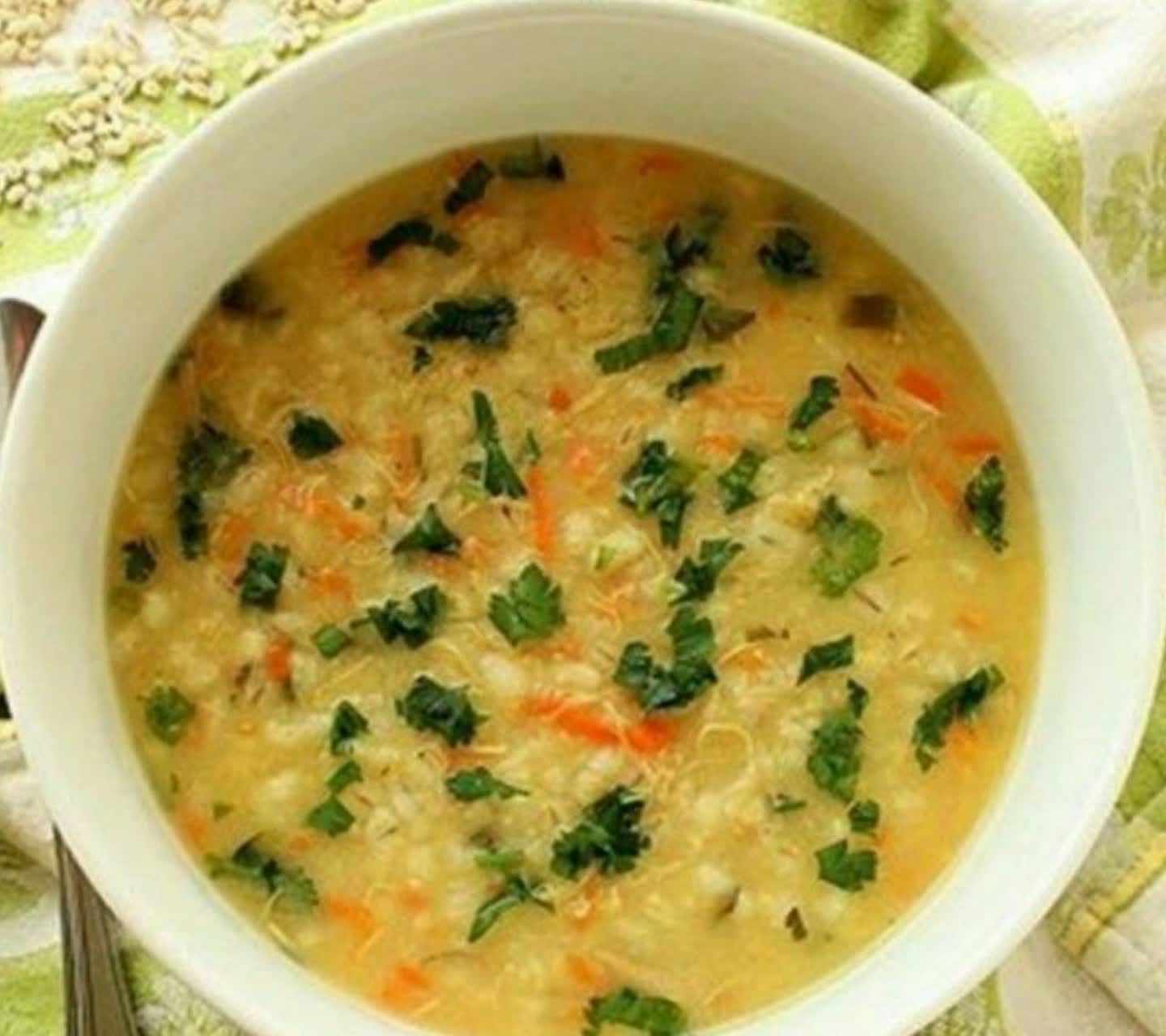 3 خوراکی  برای اضافه کردن به سوپ و آش‌ها