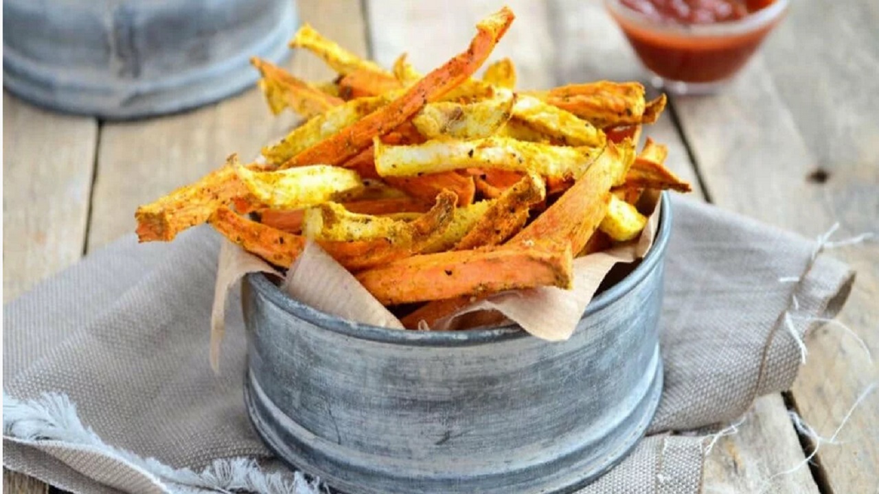 طرز تهیه یک اسنک سالم و خوشمزه با شلغم 