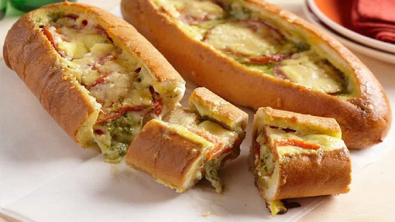 طرز تهیه باگت شکم پر؛ غذایی خوشمزه، سریع و آسان 