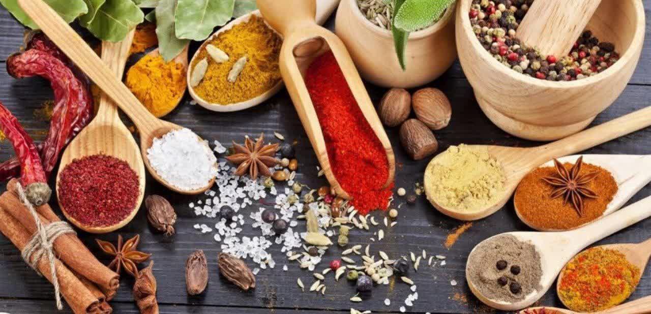 ادویه های مفید در پاییز 