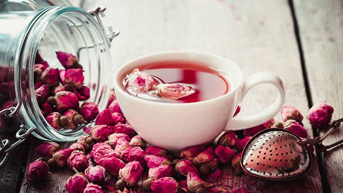 گلبرگ گل محمدی