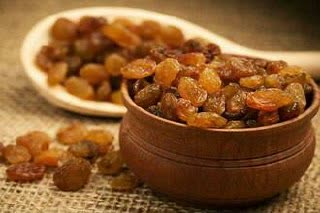 خواص کشمش برای نوزادان و کودکان
