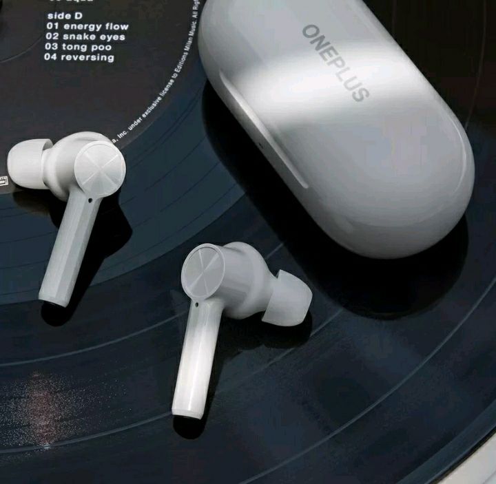 وان پلاس بادز Z معرفی شد !