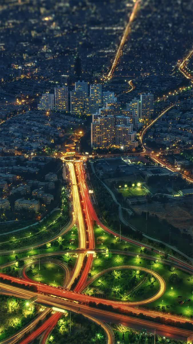 دورنمای زیبا از تهران در شب