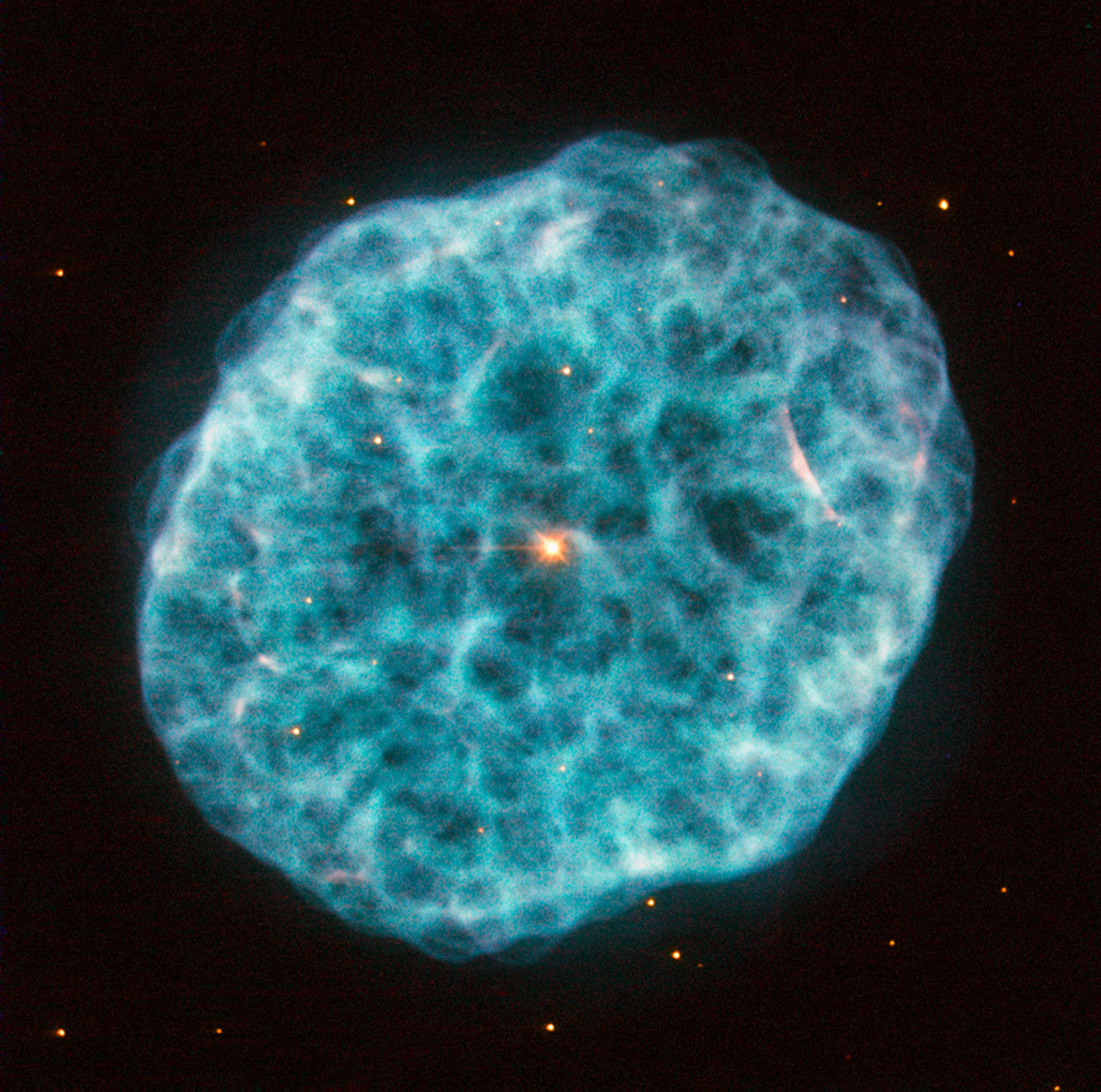 NGC 1501: یک سحابی مه آلود