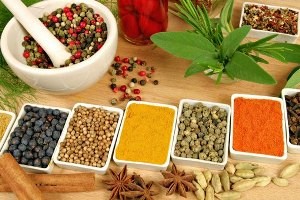 معرفی 9 ادویه معجزه آسا در لاغری