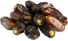 فواید باز کردن روزه با خرما