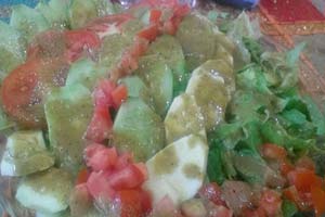 طرز تهیه و خواص سس ریحان برای افراد چاق