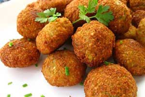 راز خوشمزه شدن فلافل های آماده