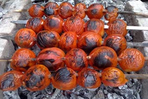 گوجه فرنگی را هرگز کباب نکنید