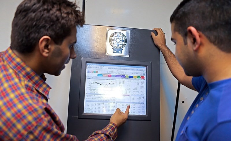 سهام دلاری همچنان جذاب