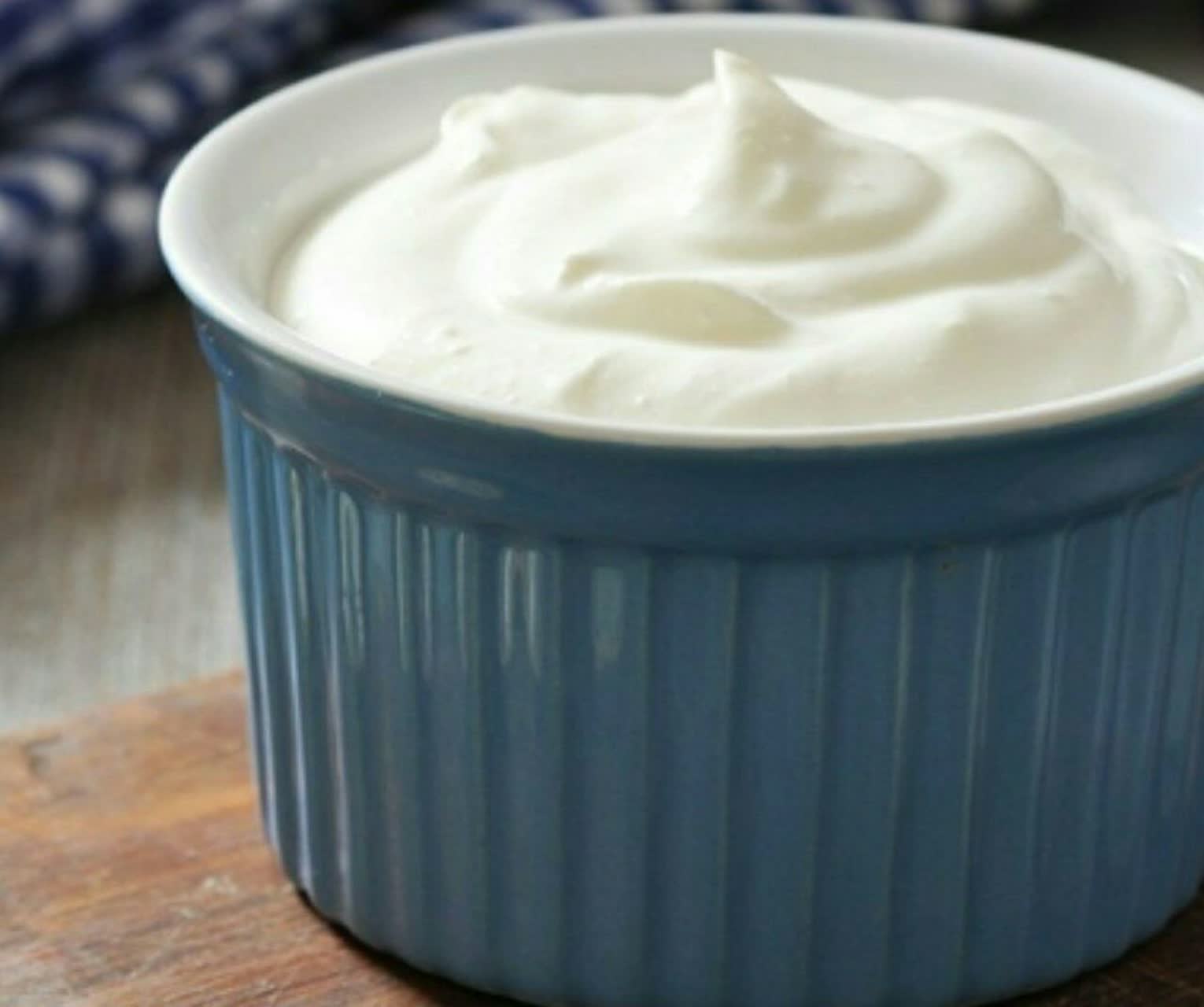 خواص خوردن ماست محلی در صبحانه