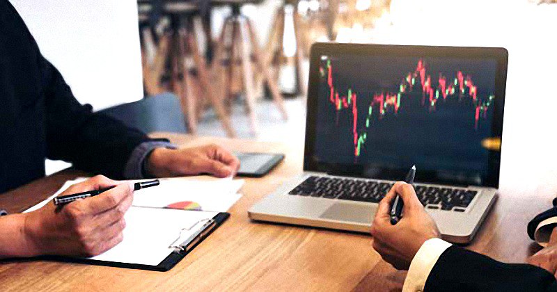 معامله‌گران حرفه‌ای بیت‌کوین (Bitcoin)