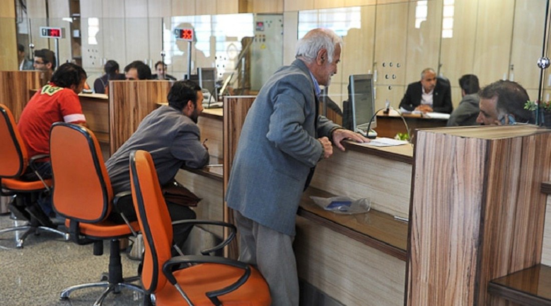 مراجعه شهروندان به دفاتر پیشخوان