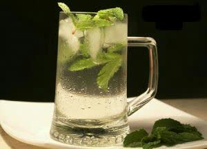 آرام شدن اعصاب با دمکرده گل بیدمشک