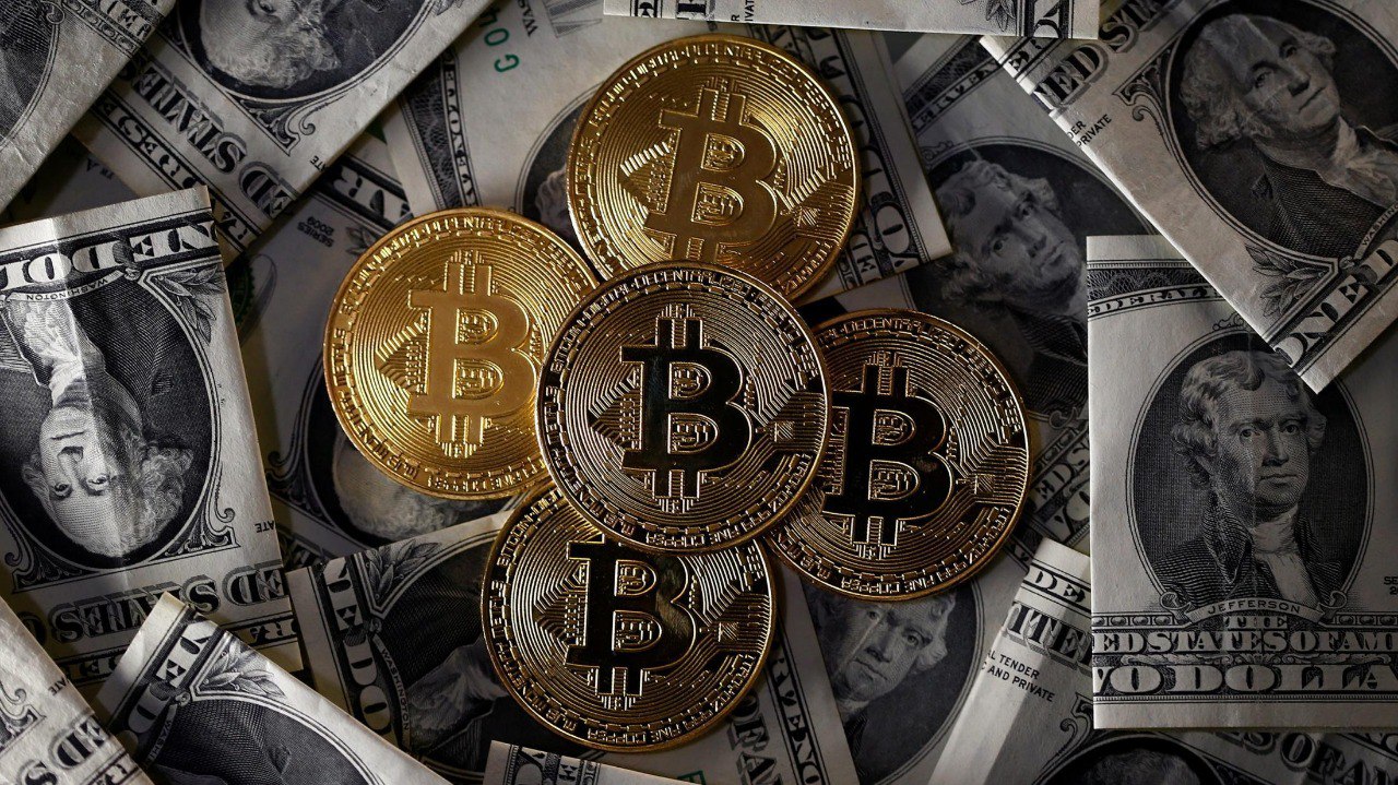 بیش از یک میلیارد دلار قرارداد آتی بیت‌کوین