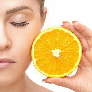 ماسک روشن کننده و لایه بردارپوست 