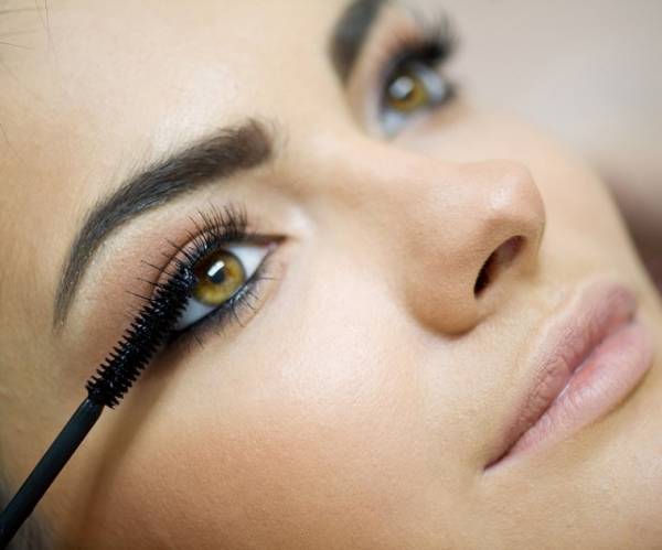  ریمل خانگی طبیعی و گیاهی برای مژه ها