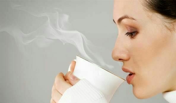 فایده باور نکردنی نوشیدن آب داغ