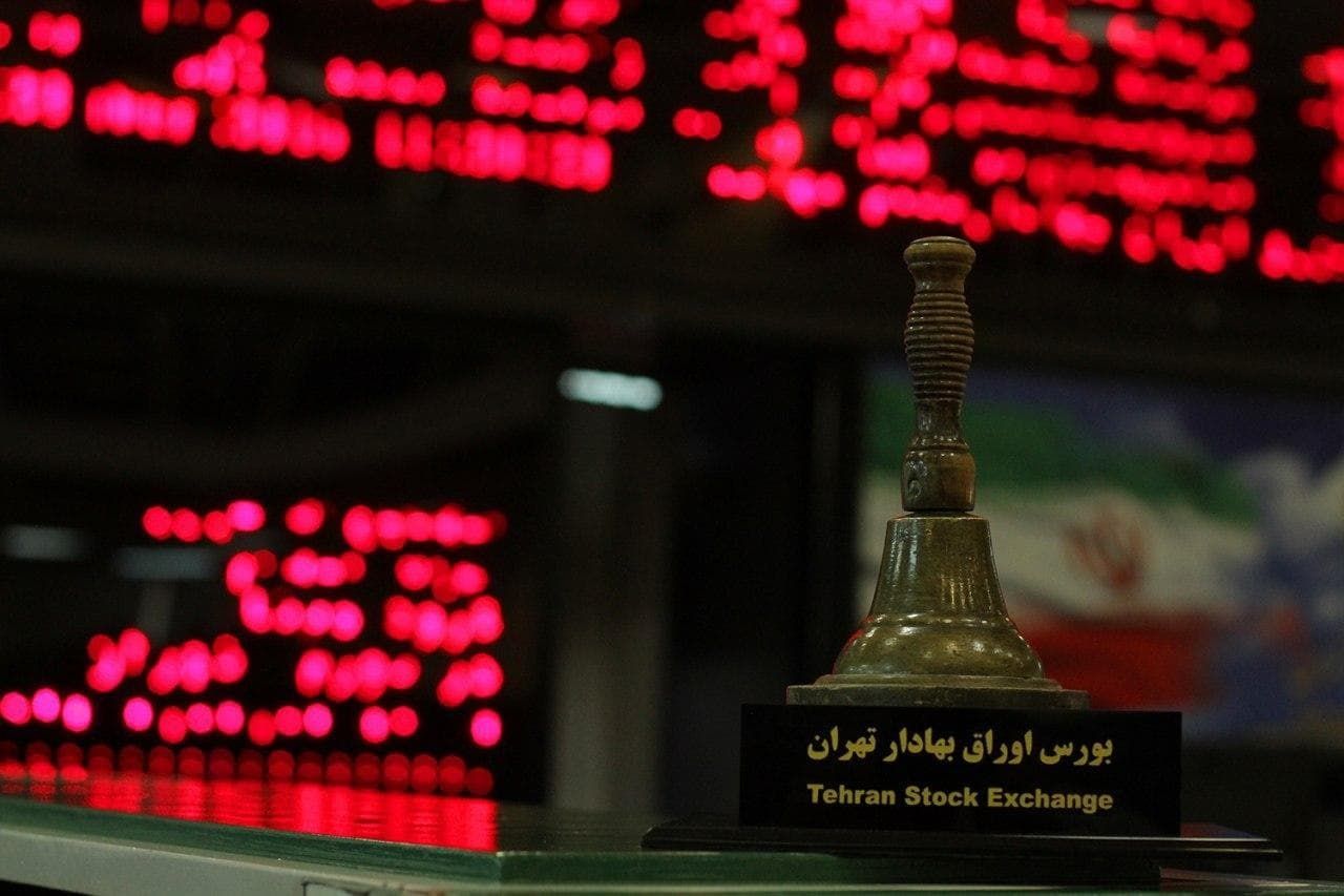 بورس در چند قدمی تعادل