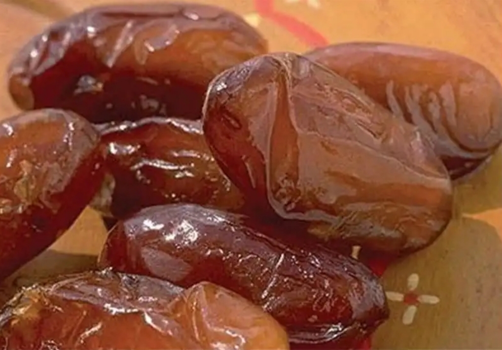 گروهی نباید خرما بخورند