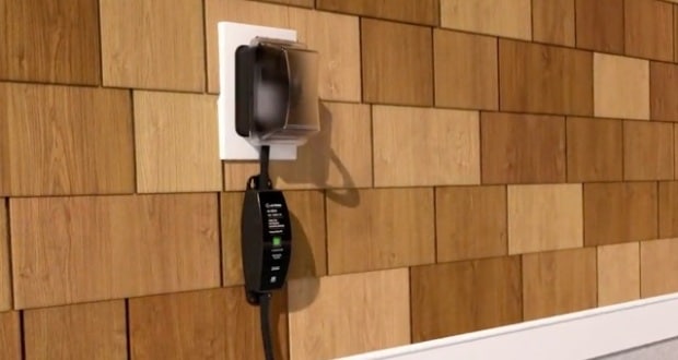 پریز برق هوشمند Lutron