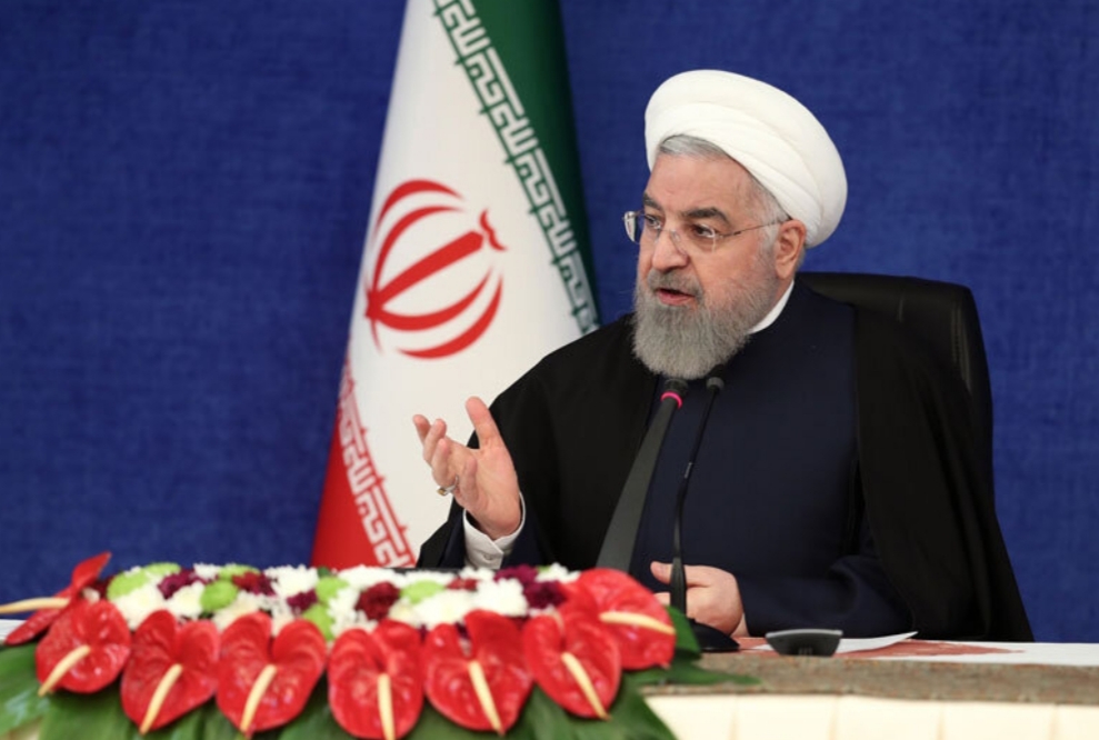 مجوزی که رهبر معظم انقلاب به روحانی داد