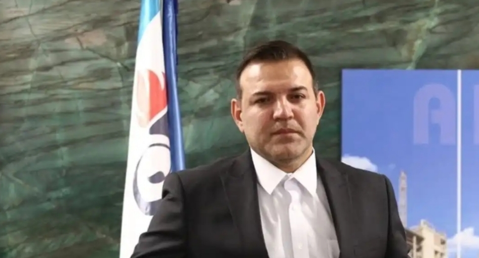 عزیزی خادم رئیس فدراسیون فوتبال شد