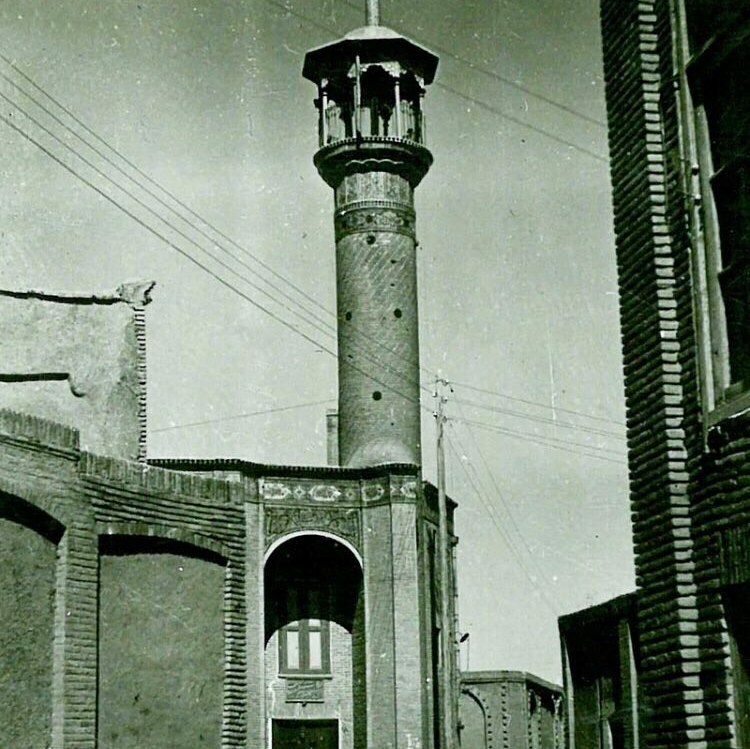 مناره کج