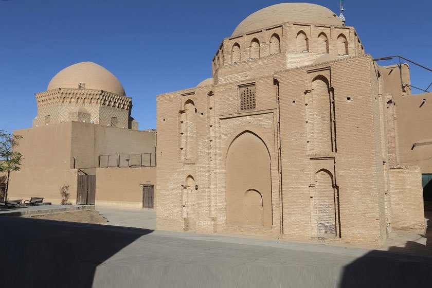 بقعه دوازده امام یزد