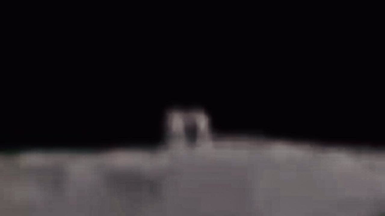 کشف کلبه عجیب در ماه