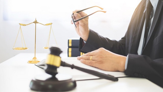 بهترین وکیل ایران کیست؟