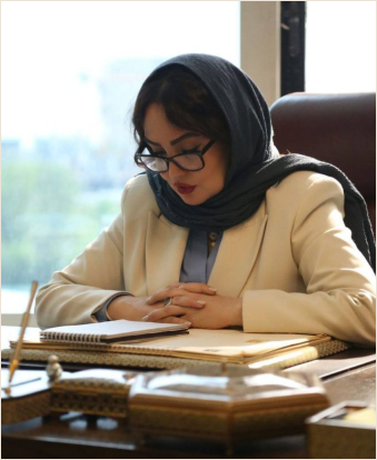 بهترین وکیل زن در تهران
